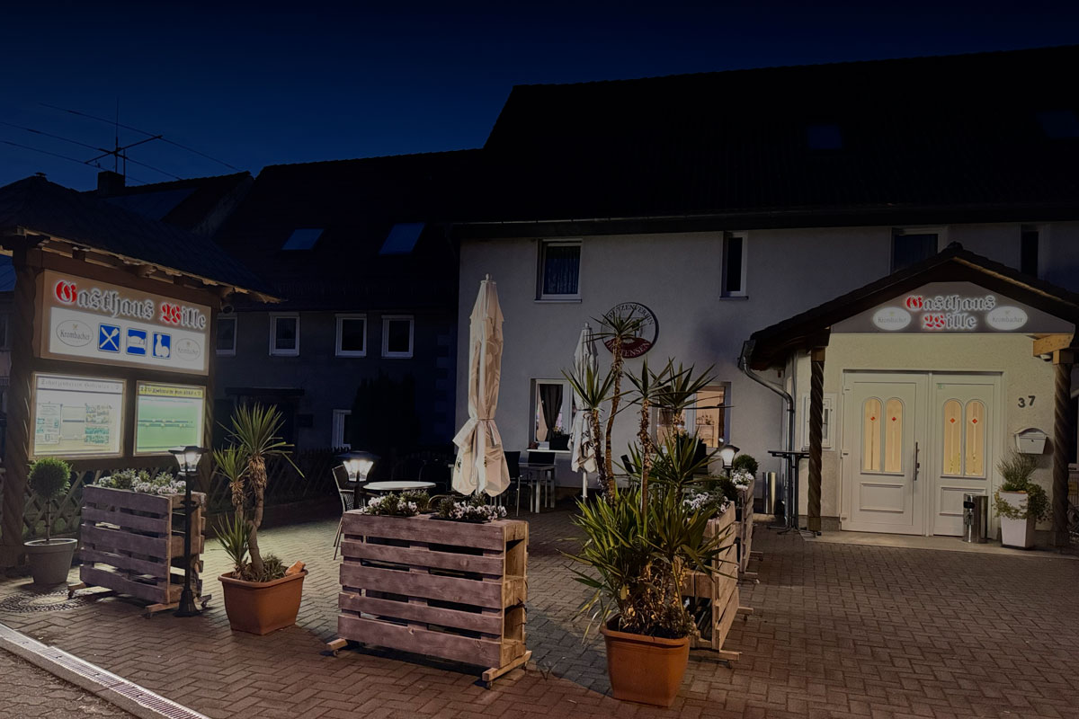<p style="font-family: Baskervville;">Frische saisonale Küche</p>